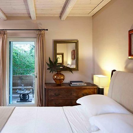 Villa Ioli- Beachfront Luxury Residence Igoumenitsa Exterior photo